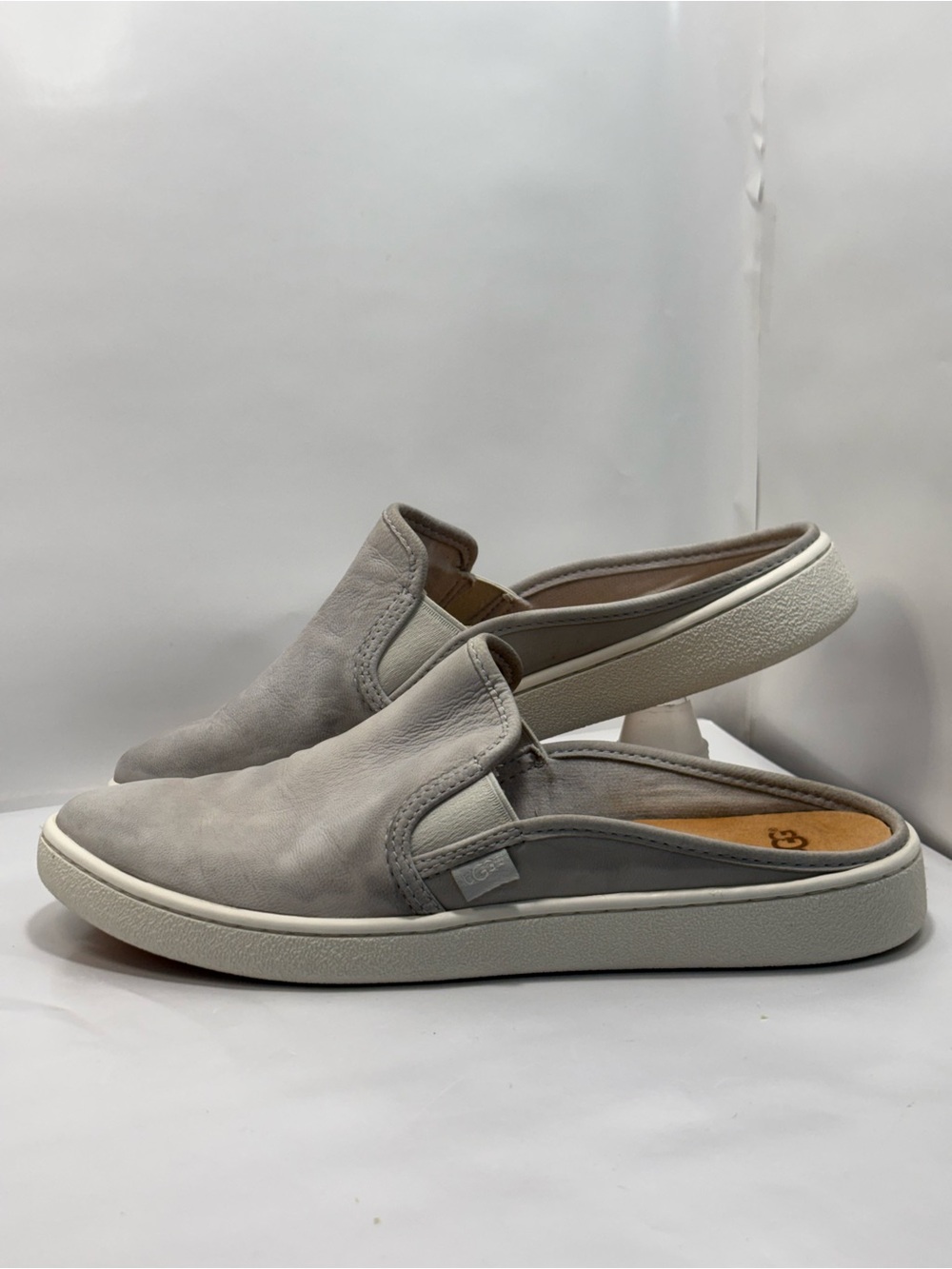 UGG Women's Size 8.5 Gene Mule Slip On Gray/White Comfort Casual Shoes 1098529